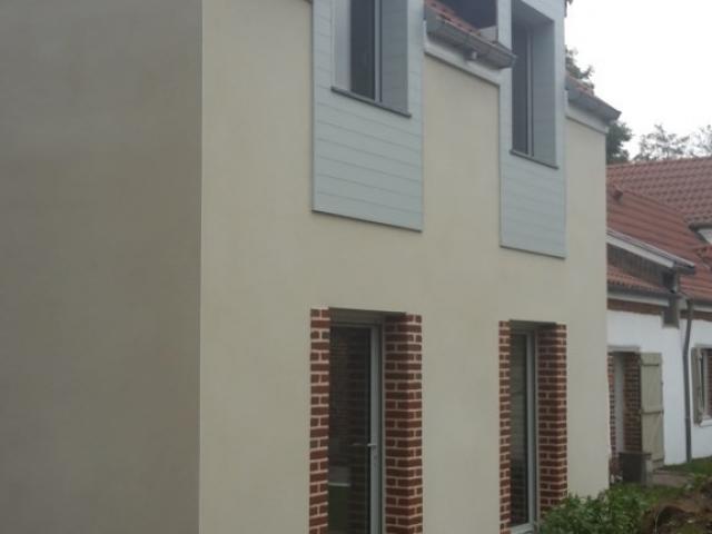 fenêtre et bardage aluminium sur une extension à Thun Saint Amand